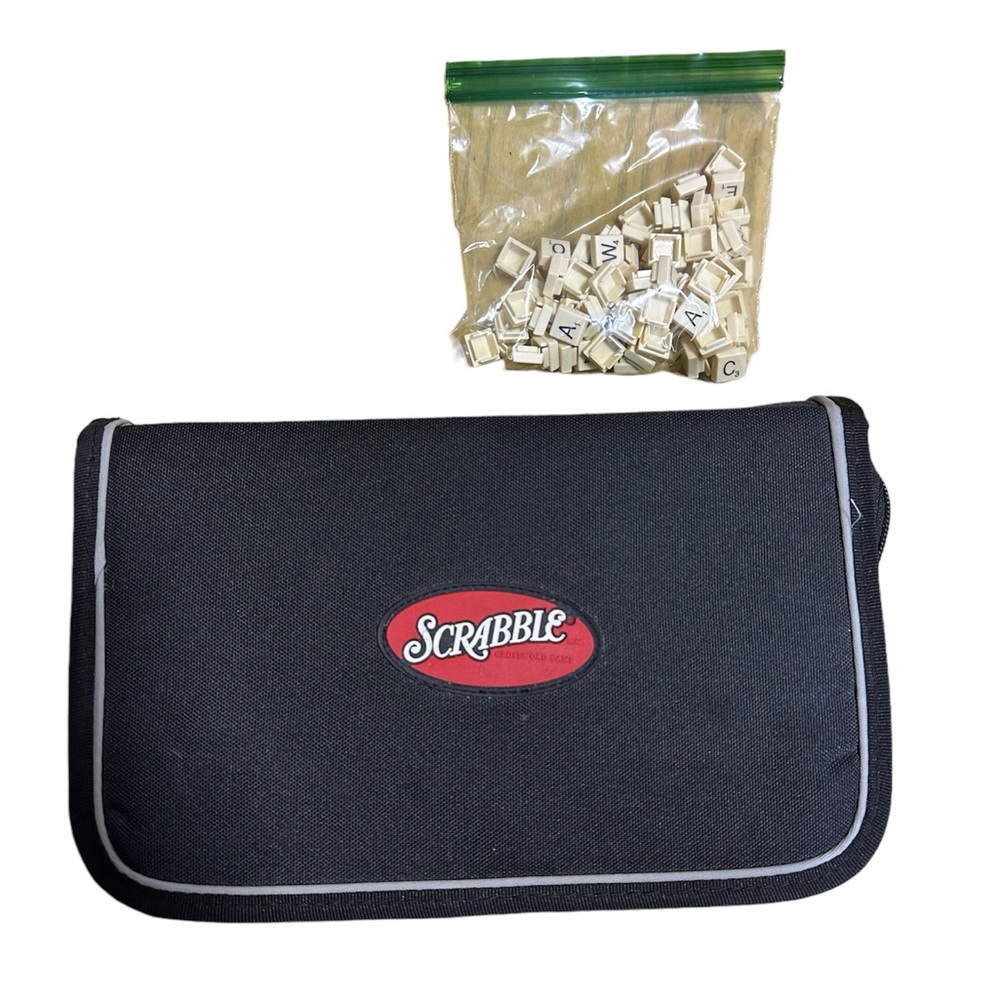 SCRABBLE Portable Travel  Crossword Game Folio Edition Zip Road Trip